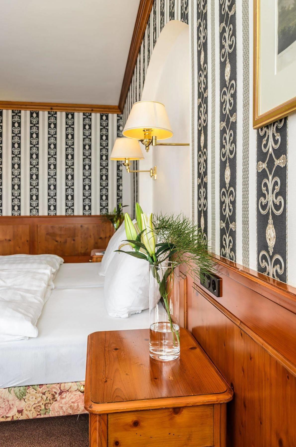 Akzent Hotel Goldner Hirsch Kamenz Dış mekan fotoğraf